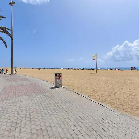 Oasis Cm18 By Villagrancanaria *